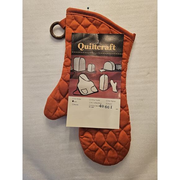 Vintage NOS 70's Quiltcraft Orange Groovy Bakelite Ring Quilted Oven Mitt Unused - Picture 1 of 7